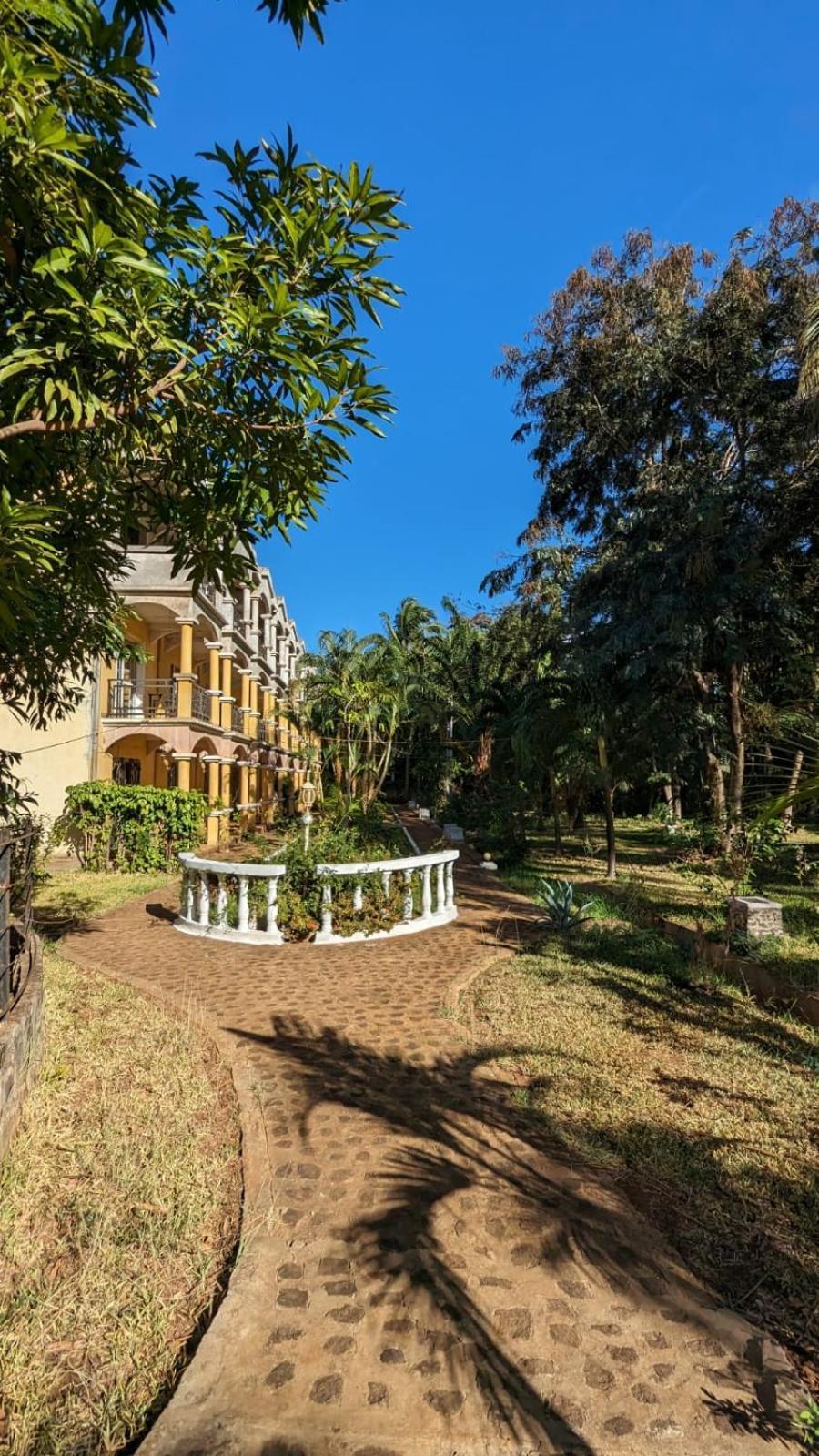 Ar Sun Hotel Antsiranana Екстер'єр фото